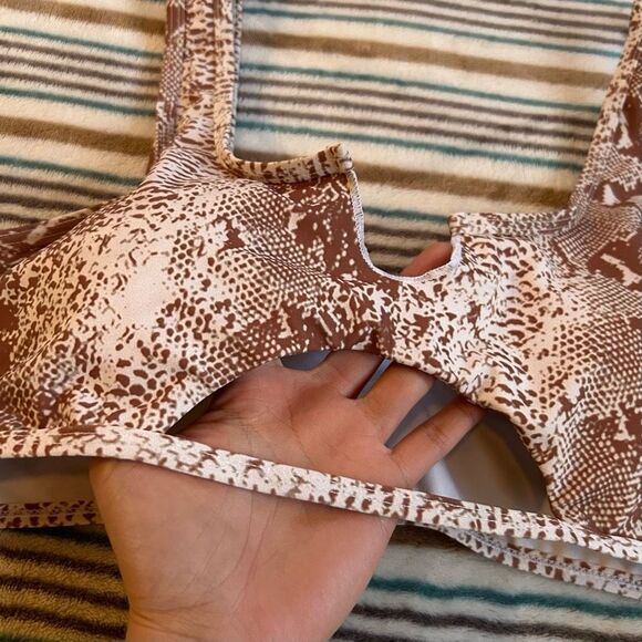 NWT Large Two-Piece Sets Swimsuit Cut-Out Bra Style Padded Khaki - Picture 4 of 9